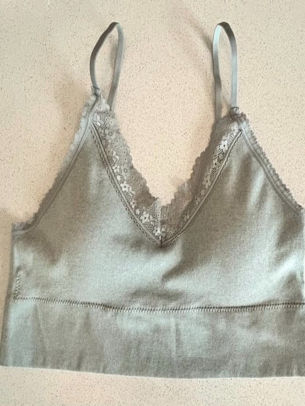 Body Gray Lace Trim Wireless Bralette Size L Stretch Soft Bra New without tags